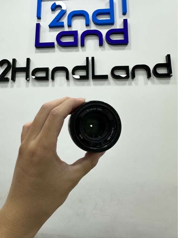 Lens Sony E 50mm f/1.8 OSS - Màu đen - Ngoại hình 97% - Body