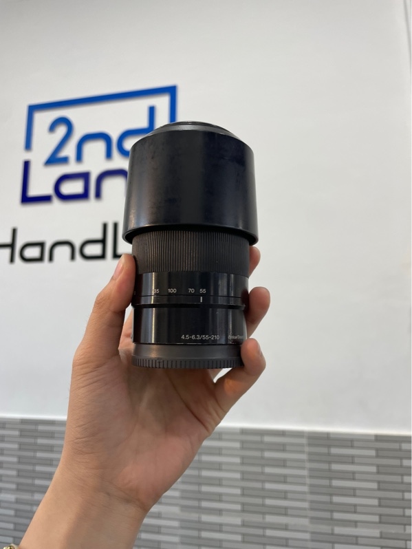 Lens Sony E 55-210mm F/4.5-6.3 OSS - Màu đen - Ngoại hình: 97% - Bụi trong - Kèm hood