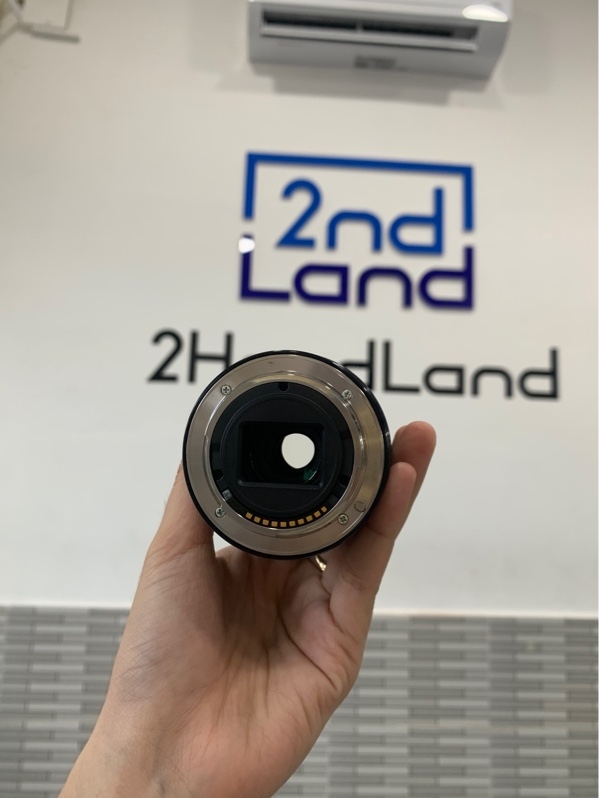Lens Sony E 55-210mm - F4.5-6.3 OSS - Màu đen - Ngoại hình: 98% - Body