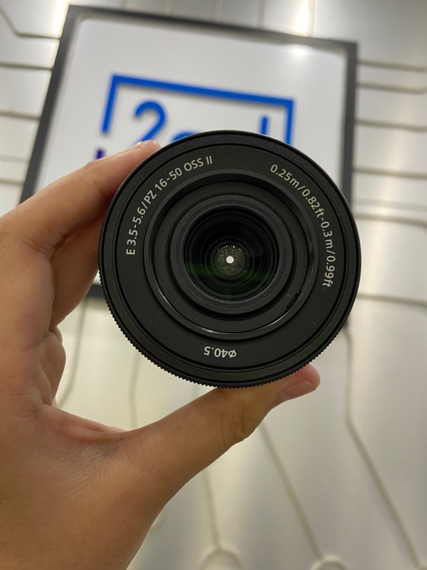 Lens Sony E PZ 16-50mm f/3.5-5.6 OSS II - Màu đen - Ngoại hình: 98% - Body