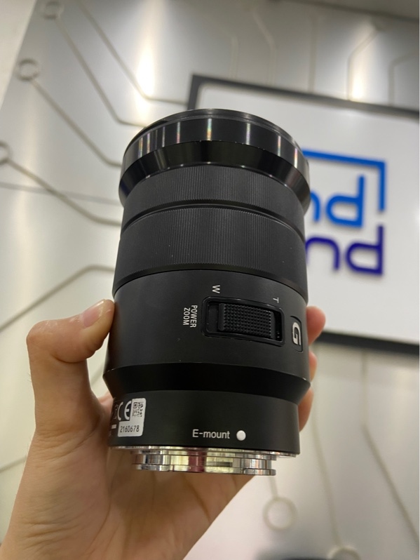 Lens Sony E PZ 18-105mm F4 G OSS - Màu đen - Ngoại hình: 97% - Trầy thấu kính trong - Body