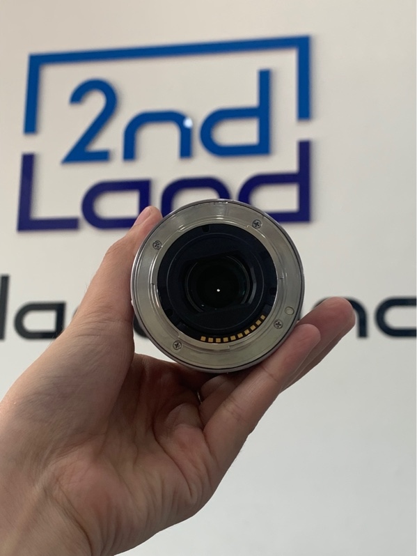Lens Sony E3.5-5.6/18-55 oss 0.25m/0.82ft - Màu bạc - Ngoại hình: 97% - Body