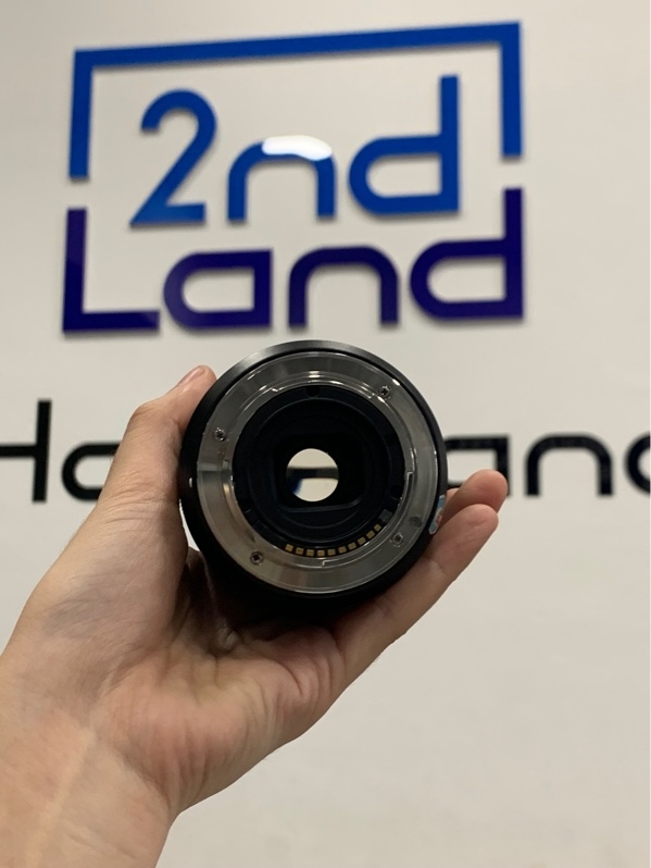 Lens Sony E4/pz 18-105g oss 0.45m/1.48ft-0.95m/3.12ft - Màu đen - Ngoại hình: 97% - Body