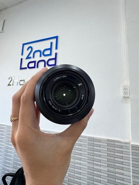 Lens Sony SEL 50mm - F/1.8 OSS - Màu đen - Ngoại hình 98% - Body 2