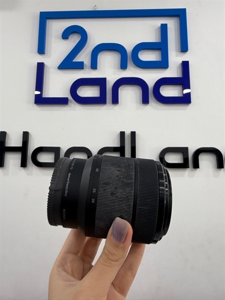 Lens Sony SEL2870 - Màu đen - Ngoại hình 97% - phần nhựa đen bạc màu - Body 1