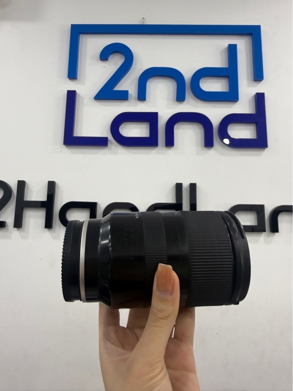 Lens Tamron 28-75mm f2.8 DI III RXD for sony E - Màu đen - Ngoại hình 97% - Trầy xước , mòn chữ , nứt vỏ - Body