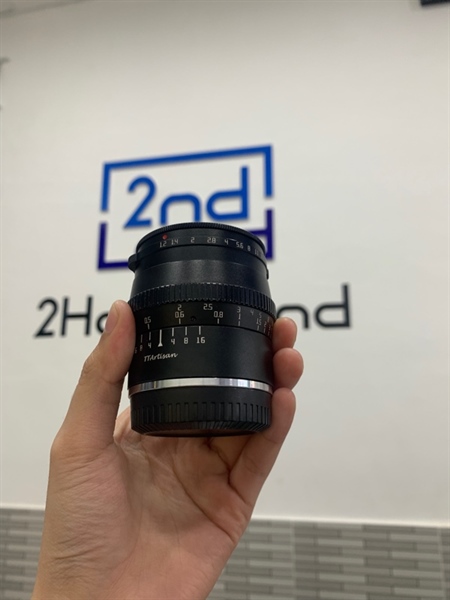 Lens TTartisan - 50mm F1.2 For Fujiflim -Màu đen - Ngoại hình: 97% - Bụi trong nhẹ - Box 1