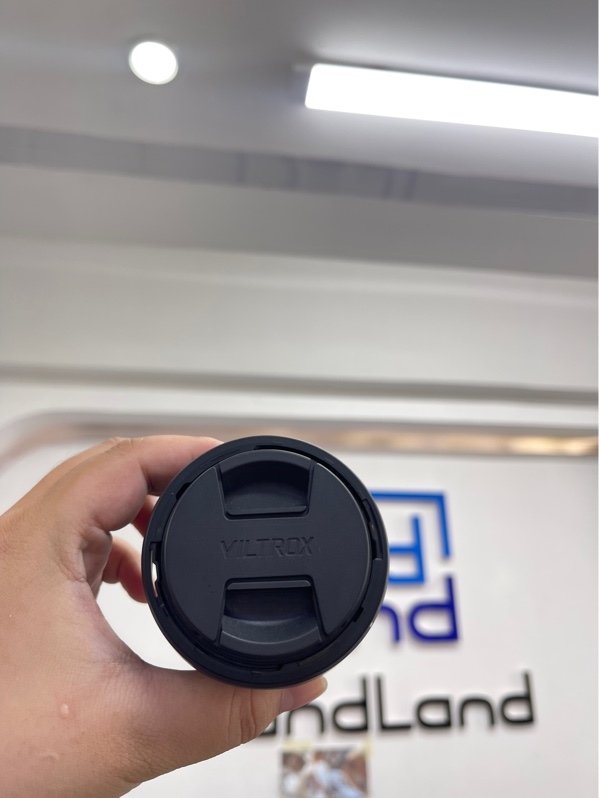 Lens Viltrox AF 15mm f/1.7 XF - for fujifilm - Màu đen - Ngoại hình 98% - Bụi trong nhẹ - Kèm box