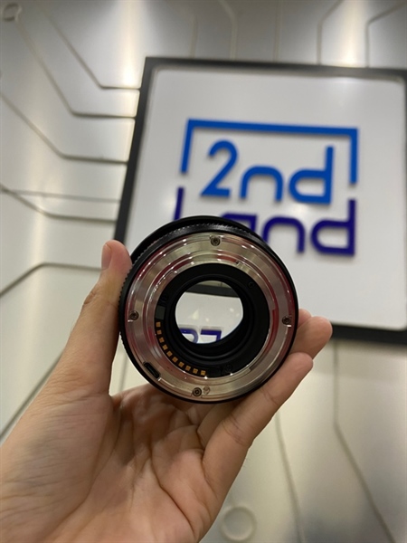 Lens VILTROX - Ngàm X AF 56mm 1:1.4 STM ED IF 0.6m/1.97ft - Màu đen - Ngoại hình: 98% - Bụi trong , 1 chấm mốc - Body 2