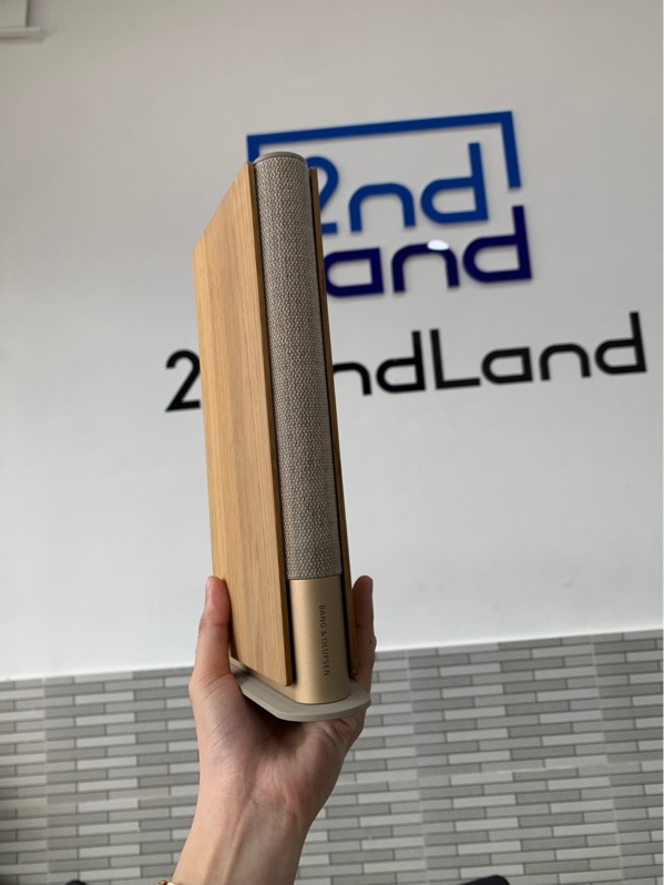 Loa Bang & Olufen Beosound Emerge - Màu gỗ - Ngoại hình: 98% - Kèm sạc