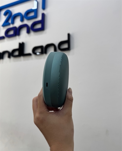 Loa Bang & Olufsen Beosound A1 Gen 3 - Màu xanh lá - Ngoại hình 97% - Còn bảo hành ở HDRadio tới 22-8-2030 - Fullbox 1