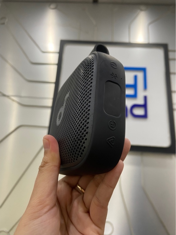 Loa Bluetooth Anker Soundcore Boom Go 3i - Màu đen - Ngoại hình: 97% - Xước mặt trước , viền xước nhẹ - Kèm dây sạc