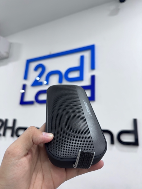 Loa Bluetooth Bose Soundlink Flex 1 - Màu đen - Ngoại hình 98% - Không phụ kiện
