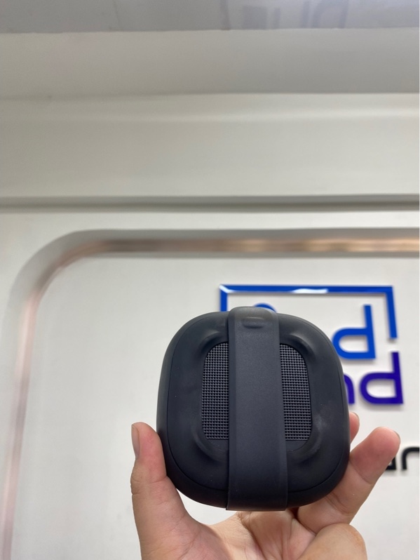 Loa bluetooth di động Bose SoundLink Micro - Màu đen - Ngoại hình 98% - Body