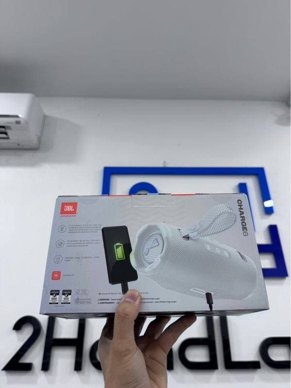Loa Bluetooth JBL Charge 6 - Màu trắng - Hàng xách tay - Newseal, box xấu