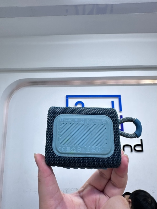 Loa bluetooth JBL Go 3 - Màu xanh - Ngoại hình 97.5% - Fullbox
