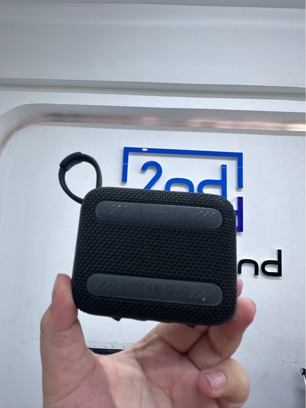 Loa Bluetooth JBL Go 4 - Màu đen - Ngoại hình 97% - Body