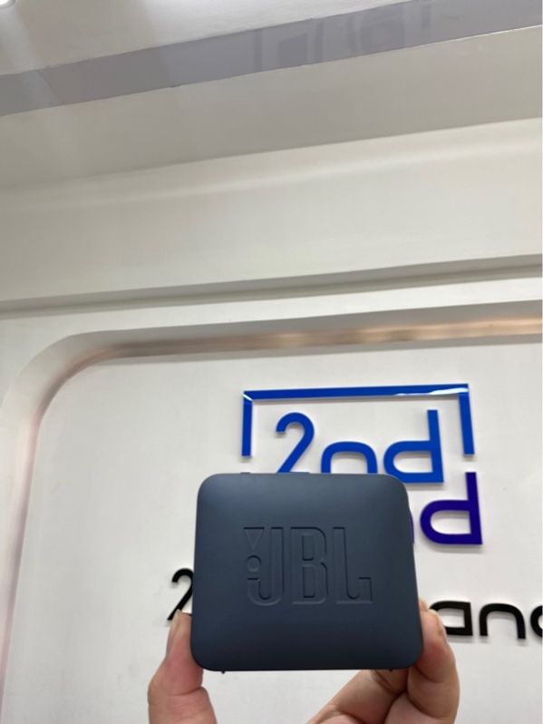 Loa Bluetooth JBL Go Essential 2 - Màu xám - Ngoại hình 97.5% - pin yếu - Body - SẢN PHẨM LỖI KHÔNG BẢO HÀNH