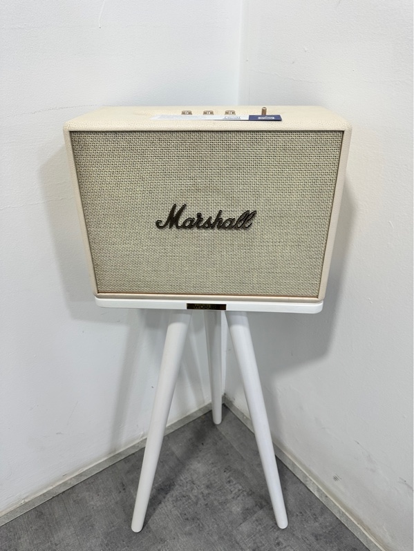 Loa Bluetooth Marshall Woburn III - 150W - Màu kem - Ngoại hình 97.5% - Kèm nguồn + Chân đứng