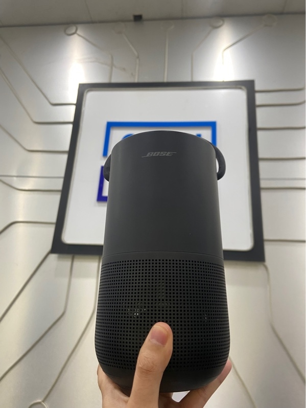 Loa Bose Portable Smart Speaker - Màu đen - Ngoại hình: 97% - Trầy xước - Body