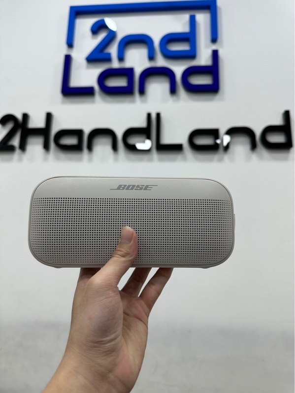Loa Bose Soundlink Flex 1 - Khoảng 20W-30W - Màu Trắng Khói - Ngoại hình 99% - Kèm dây sạc