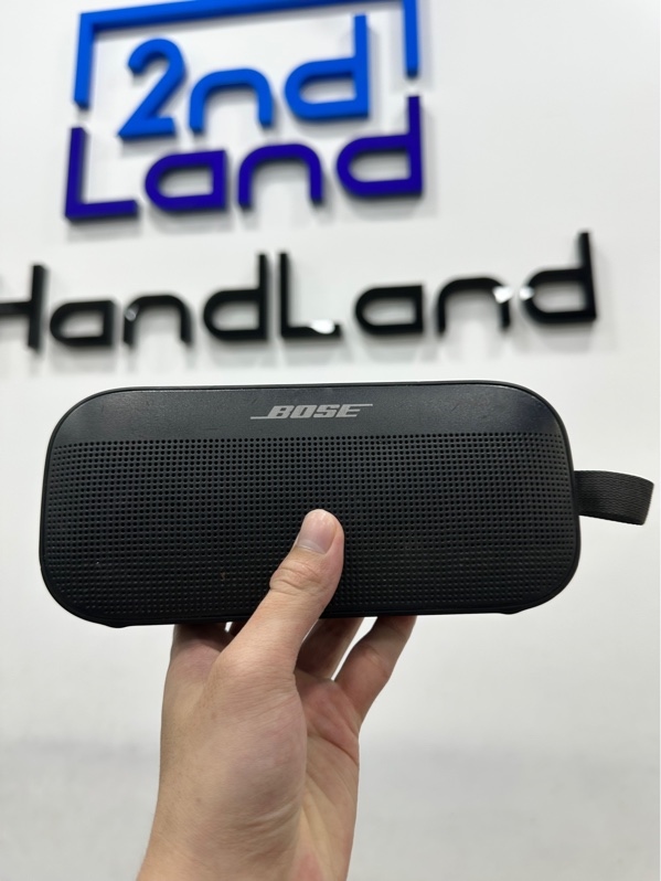 Loa Bose Soundlink Flex SE - Khoảng 15W đến 20W - Màu đen - Ngoại hình 97% - Trầy cấn - Body