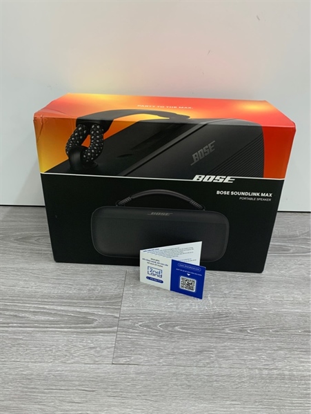 Loa Bose Soundlink Max - Màu đen - Newseal