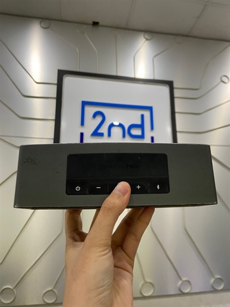 Loa Bose Soundlink Mini 2 - Màu xám - Ngoại hình: 97% - Móp lưới nhẹ - Body 1