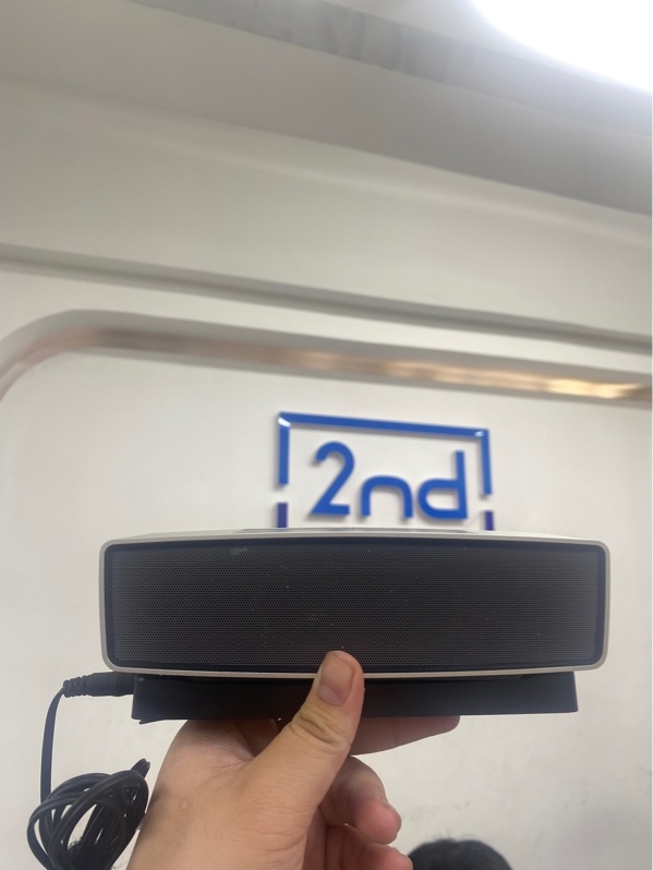 Loa Bose SoundLink Mini - Màu xám - Ngoại hình 97% - Kèm đế sạc