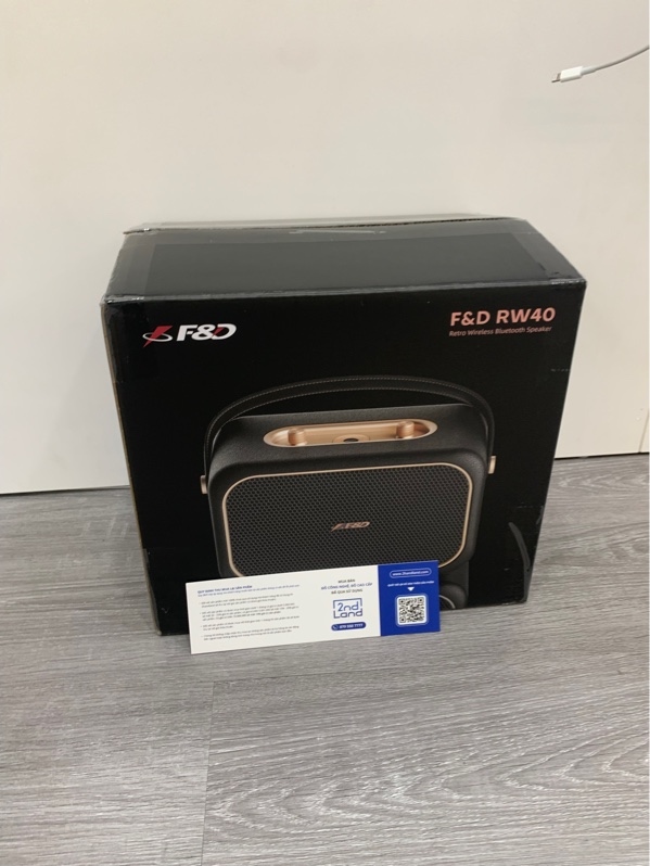 Loa F&D RW40 - Màu đen - Openbox