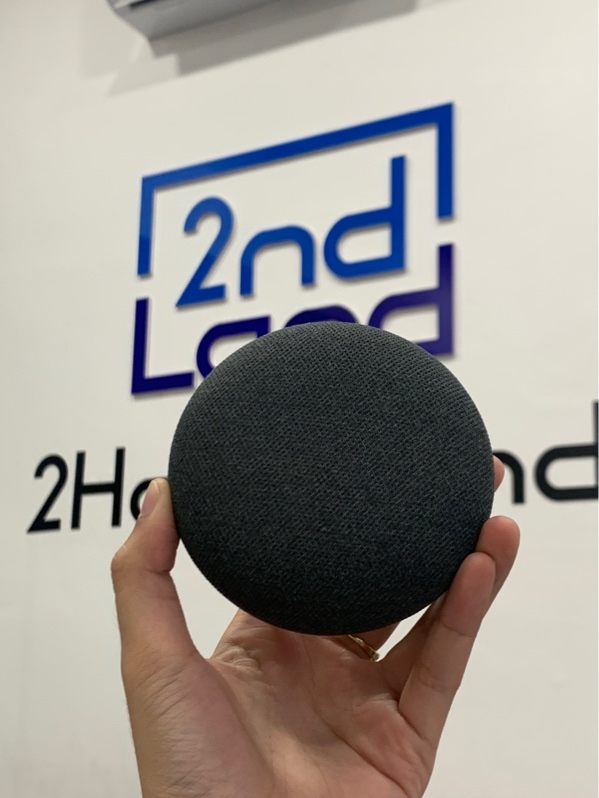 Loa Google home mini quốc tế - Màu đen - Ngoại hình: 97% - Đít dính mực - Body