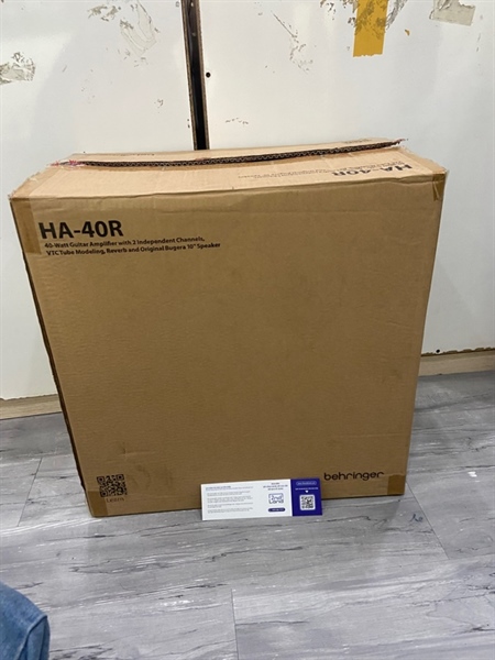 Loa Guitar Amplifier Behringer HA-40R - Bản nội địa - Màu đen - Ngoại hình: 98% - Kèm Box + nguồn 1