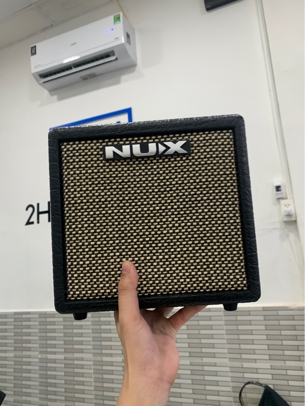 Loa guitar điện mighty 8bt mkii - Màu đen - Ngoại hình: 97% - Fullbox