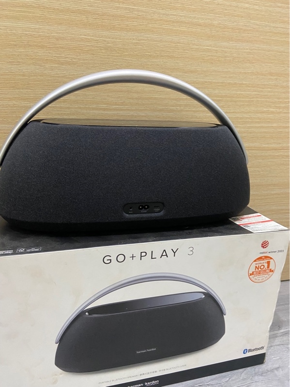 Loa Harman Kardon Go Play 3 - Màu đen - Ngoại hình: 97.5% - Xước nhẹ tay cầm - FullBox