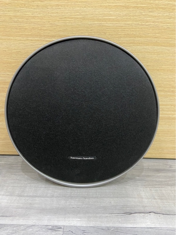 Loa Harman Kardon Onyx Studio 9 - Màu đen - Ngoại hình: 97% - Xước sườn - FullBox