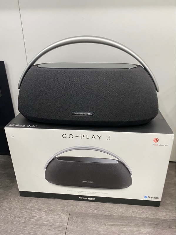 Loa HK Go Play 3 - Màu đen - Ngoại hình 98% - Kèm Box , túi , 1 dây nguồn