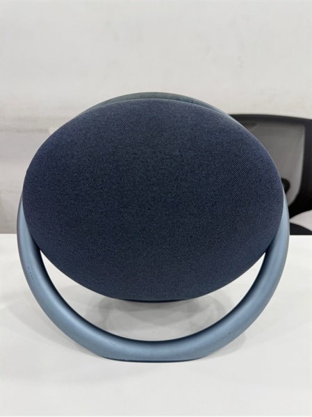 Loa HK Loa Onyx Studio 7 - Màu xanh - Ngoại hình 96% - Trầy nặng phần tay cầm , trầy logo , rách vải nhẹ - Kèm sạc LK 1