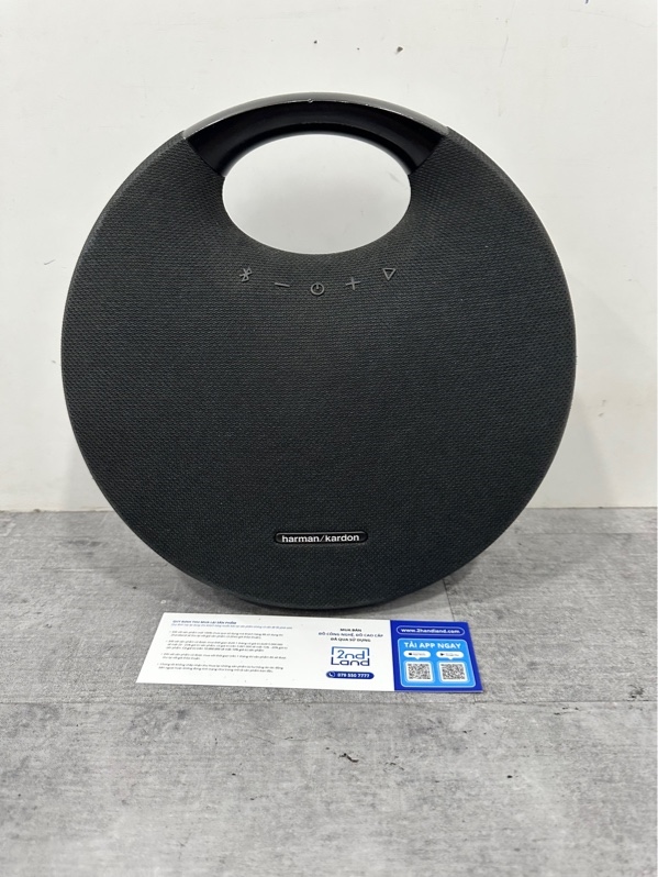 Loa HK Onyx Studio 6 - 50W - Màu đen- Ngoại hình 97% - Tróc vải, cấn trầy, dính keo - Kèm sạc