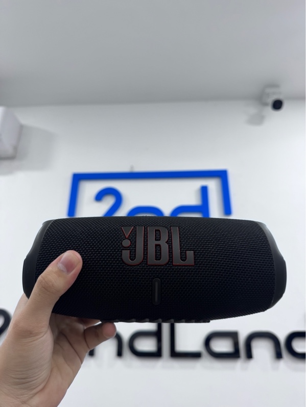 Loa JBL Charge 5 - Màu đen - Công suất 40w - Ngoại hình 97,5% - Kèm sạc linh kiện