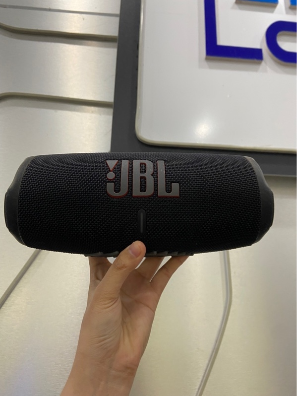 Loa JBL Charge 5 - Màu đen - Ngoại hình: 97% - Kèm Box