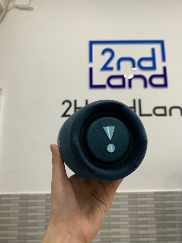 Loa JBL Charge 5 - Màu xanh - Ngoại hình: 98% - Trầy đế - Body