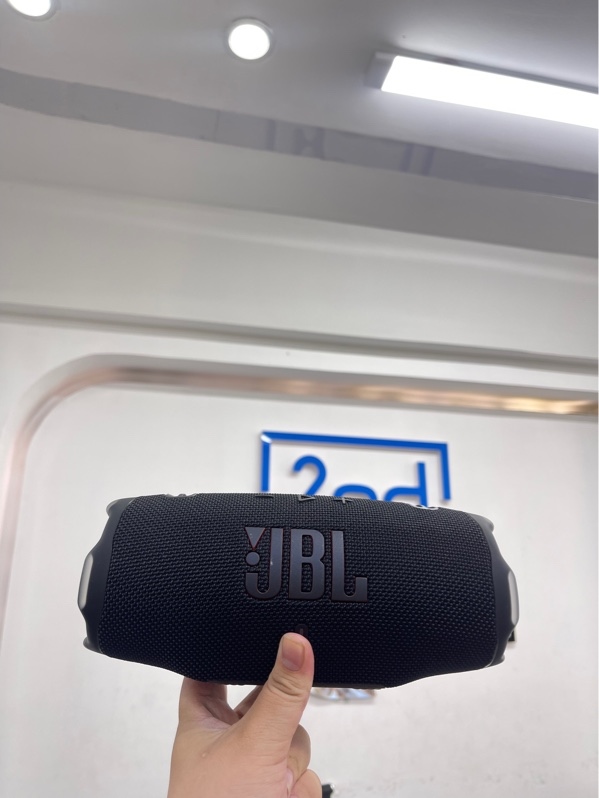 Loa JBL Charge 6 - Màu đen - Ngoại hình 98% - Fullbox