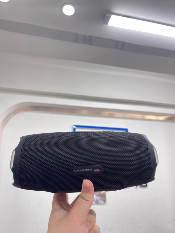 Loa JBL Charge 6 - Màu đen - Ngoại hình 98% - Fullbox