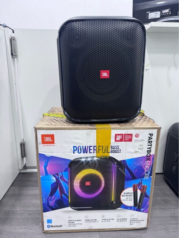 Loa JBL Encore 1 - Màu đen - Ngoại hình 98% - Fullbox, kèm 2 micro