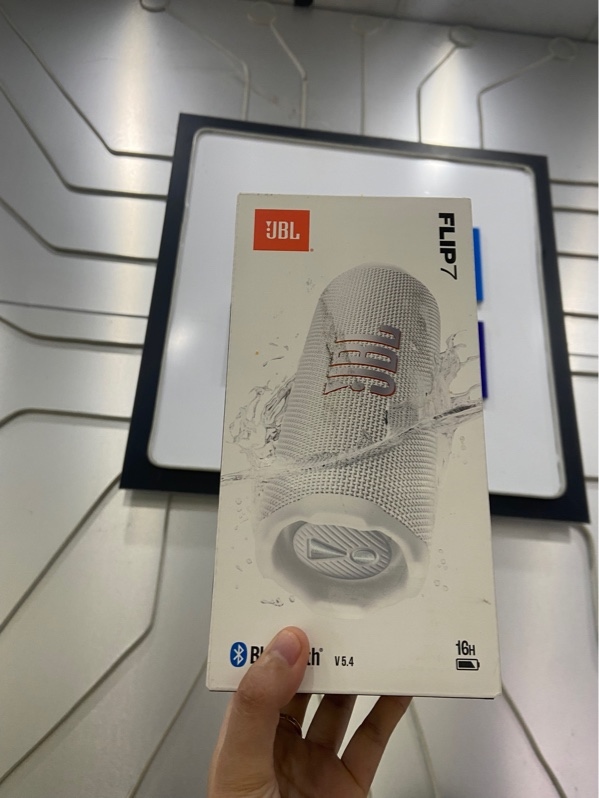 Loa JBL Flip 7 - Màu trắng - Ngoại hình: 98% - Kèm Box
