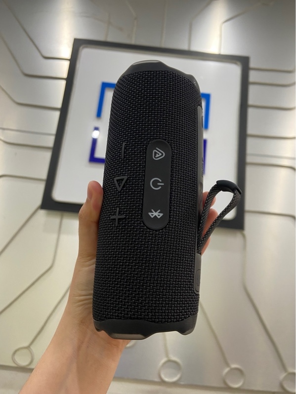 Loa JBL Flip 7 TML - Màu đen - Ngoại hình: 98% - Chưa kích bảo hành PGI - FullBox