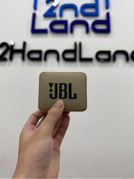 Loa JBL Go 2 - Màu nâu - Ngoại hình 97% - Loa rè, phím tăng âm lượng lờn - Kèm dây sạc ( Sản phẩm không bảo hành )