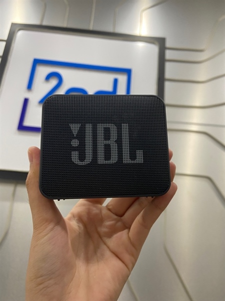 Loa JBL Go Essential - Màu đen - Ngoại hình: 97.5% - Body - Kèm sạc 2
