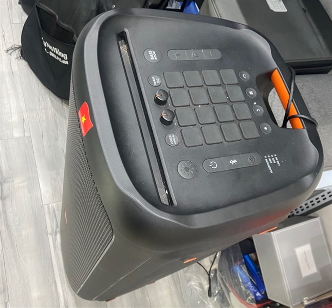 Loa JBL Partybox 1000 - Màu đen - Ngoại hình: 98% - Body 1
