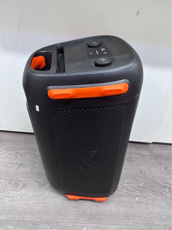 Loa JBL Partybox 110 - Màu đen - Ngoại hình 97% - Kèm sạc